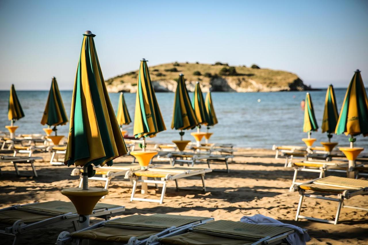 Gattarella Family Resort Puglia- Seaside Rooms And Suites With Premium Half-Board A La Carte 비에스테 외부 사진