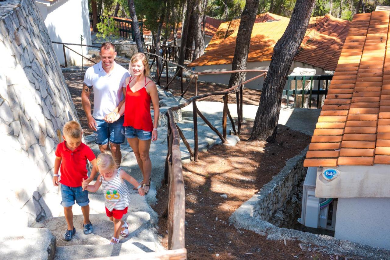 Gattarella Family Resort Puglia- Seaside Rooms And Suites With Premium Half-Board A La Carte 비에스테 외부 사진