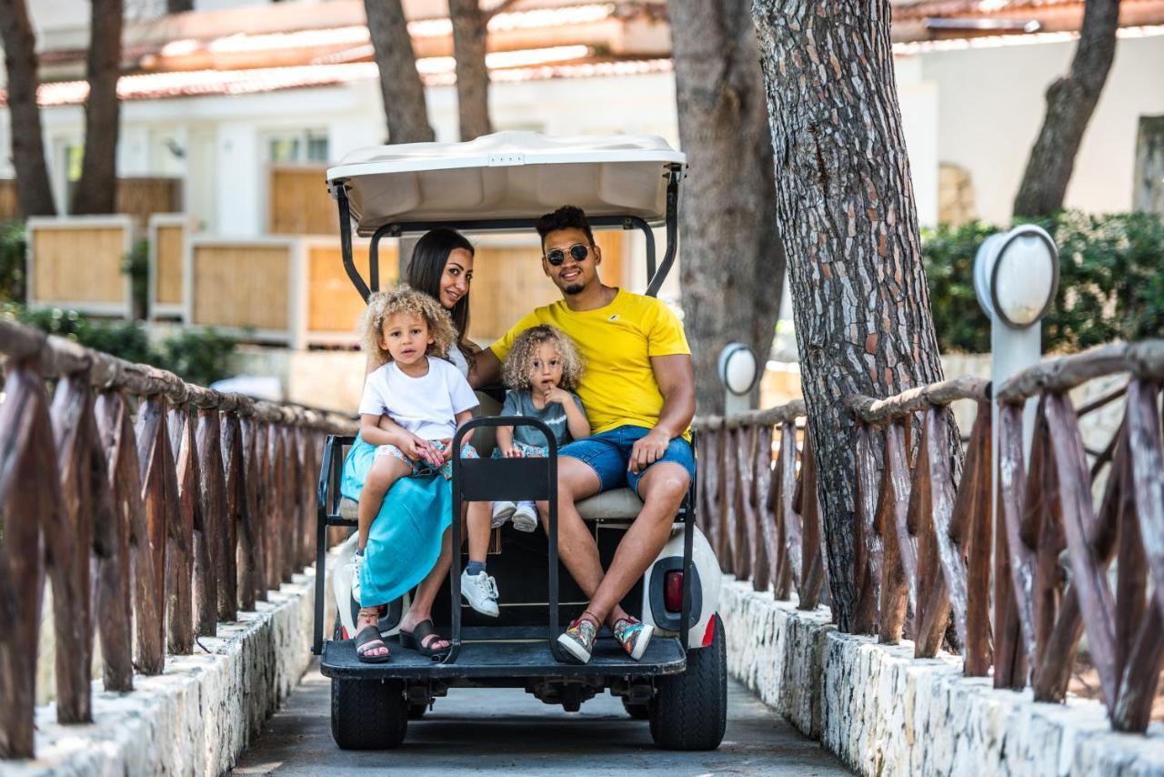 Gattarella Family Resort Puglia- Seaside Rooms And Suites With Premium Half-Board A La Carte 비에스테 외부 사진
