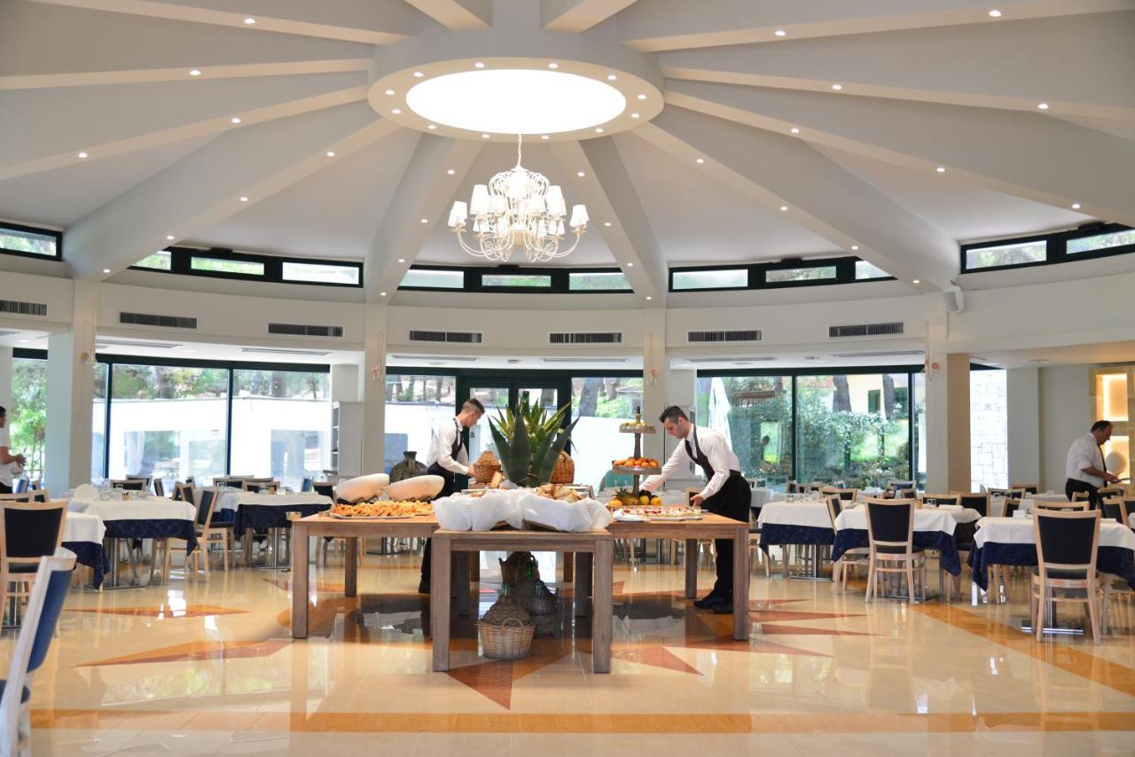 Gattarella Family Resort Puglia- Seaside Rooms And Suites With Premium Half-Board A La Carte 비에스테 외부 사진