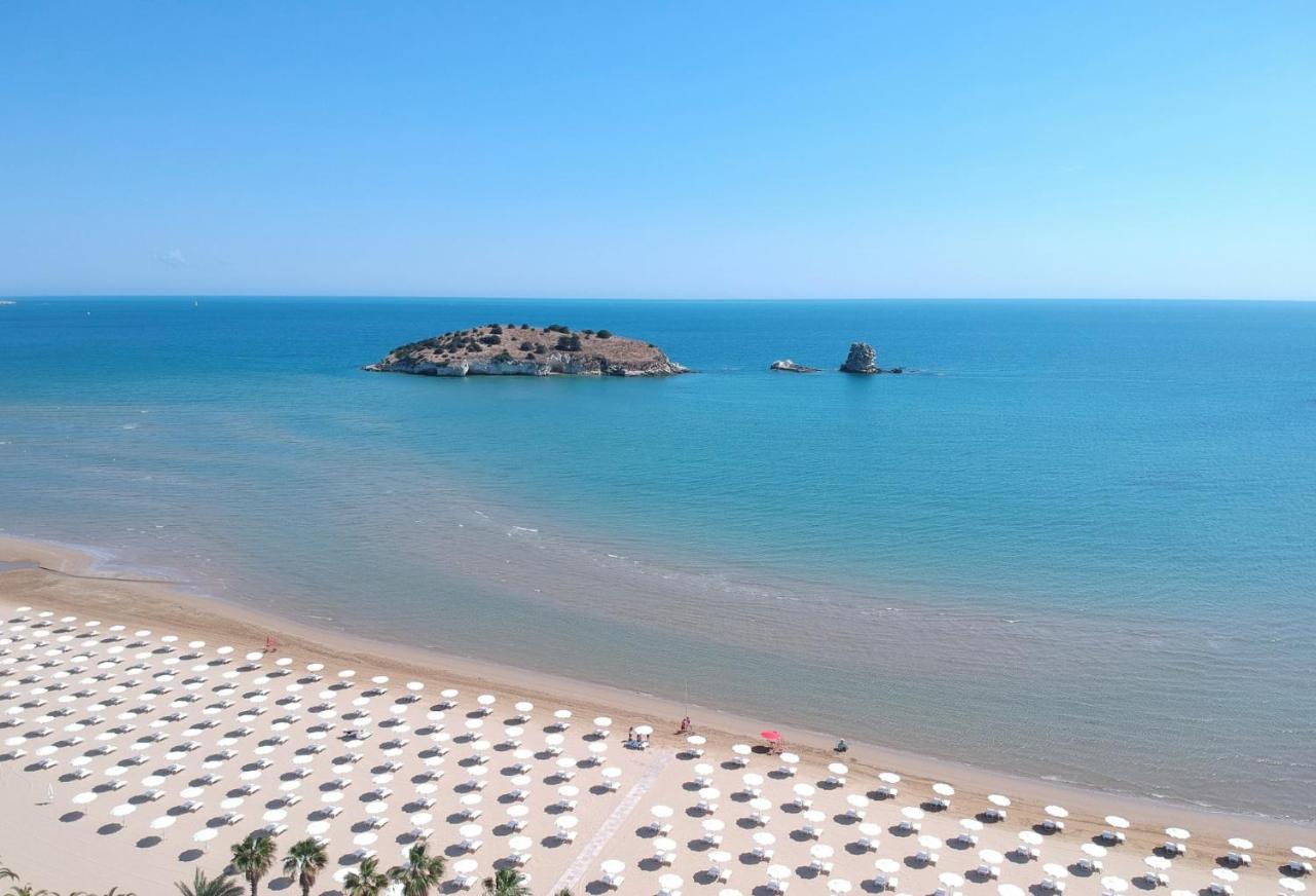 Gattarella Family Resort Puglia- Seaside Rooms And Suites With Premium Half-Board A La Carte 비에스테 외부 사진